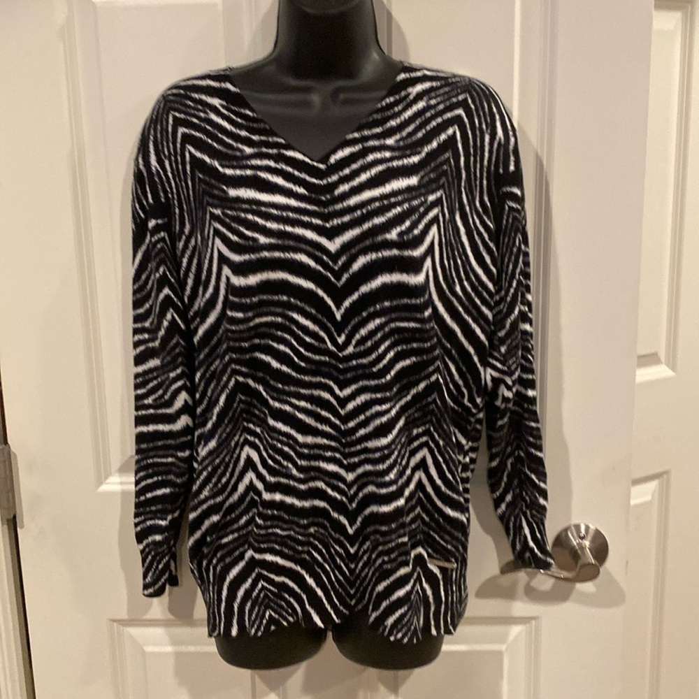 1X Michael Michael Kors shirt - black and white animal print - Picture 1 of 4